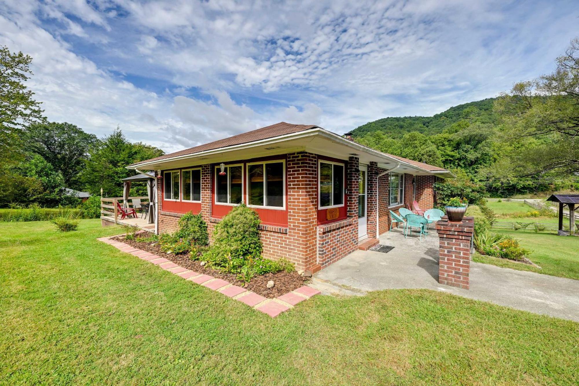 Serene Misty Vale Home With Game Room, Grill! Clayton Exterior photo