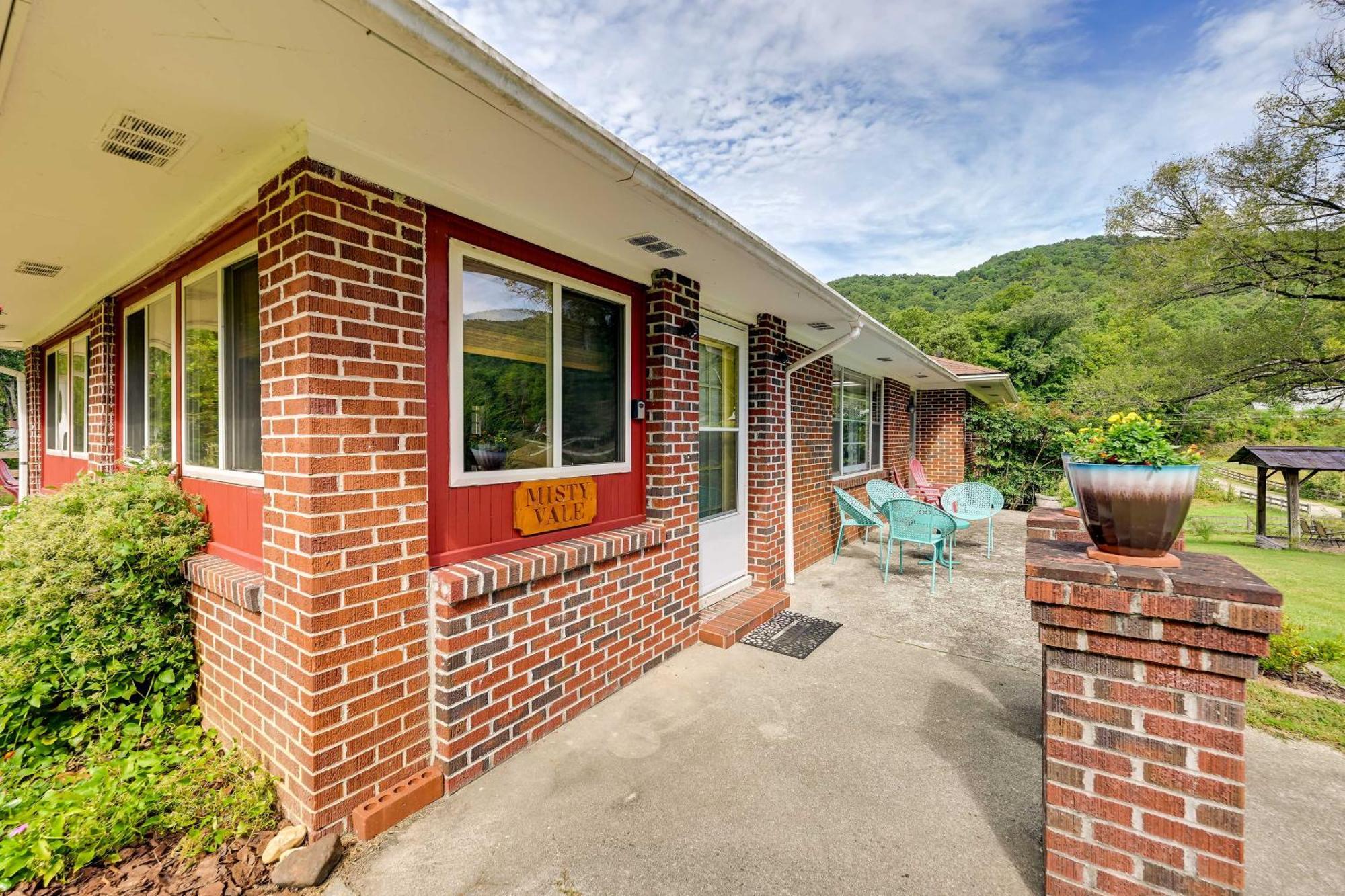 Serene Misty Vale Home With Game Room, Grill! Clayton Exterior photo